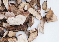 dried herb slices of Grass-leaved Sweetflag Rhizome