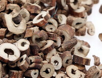 dried herb slices of Tree Peony Bark are in a pile